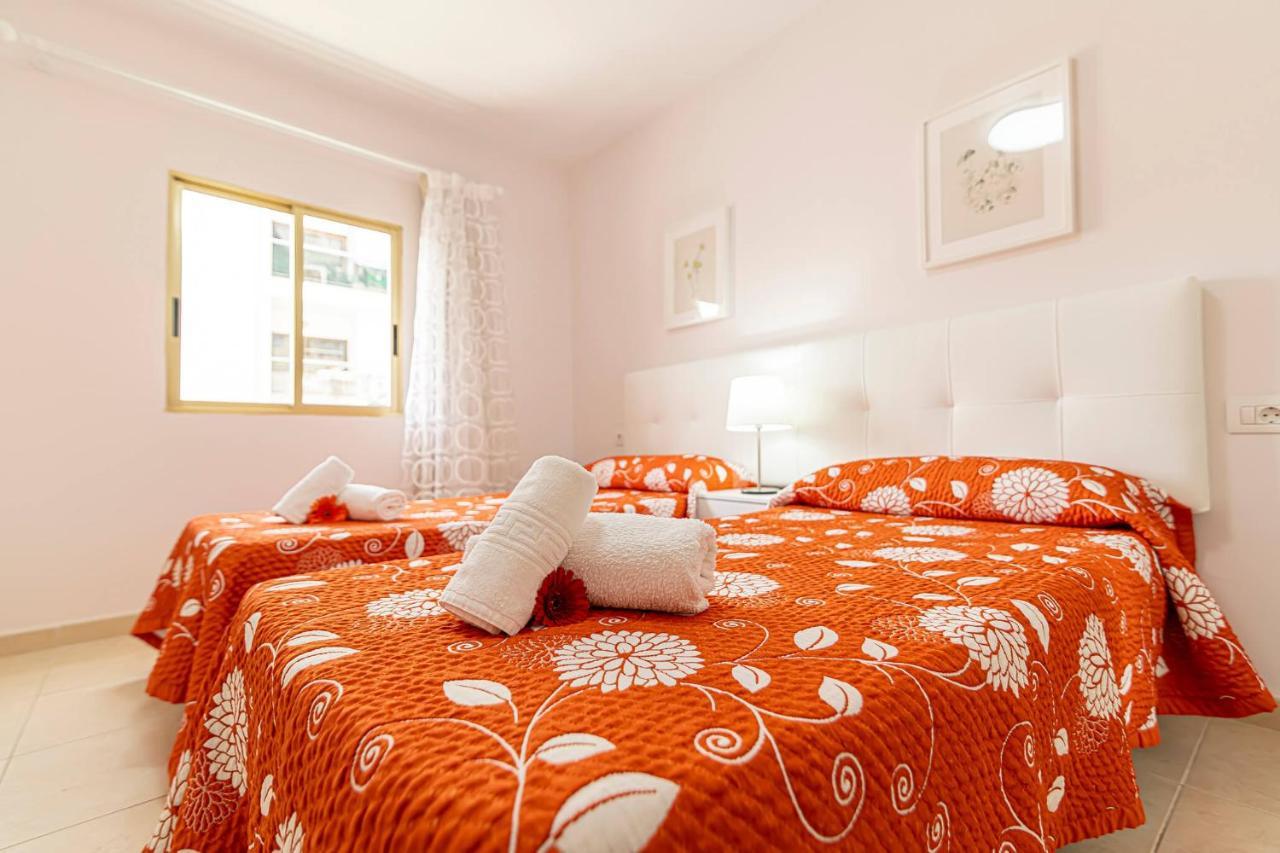 Apartamentos En El Centro De Los Cristianos Arona (Tenerife) Exterior photo