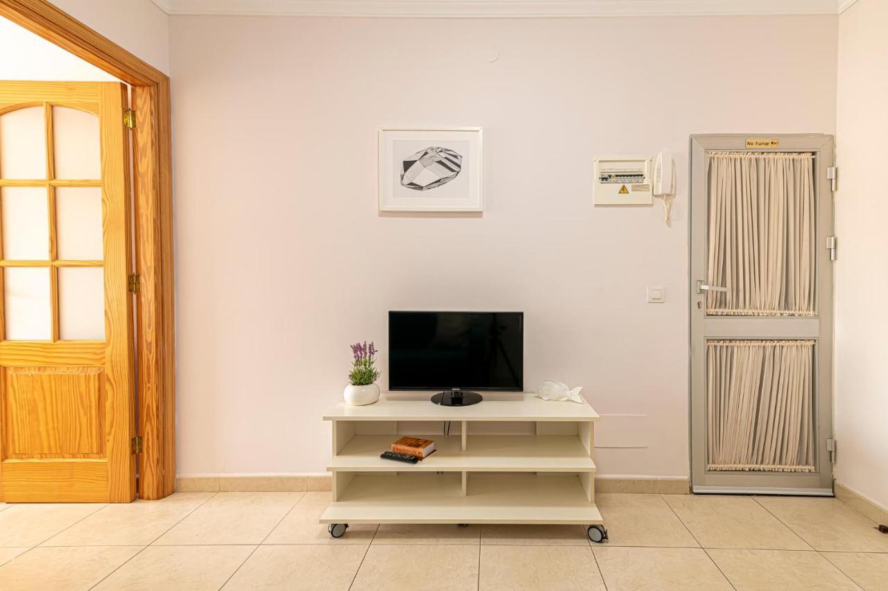 Apartamentos En El Centro De Los Cristianos Arona (Tenerife) Exterior photo