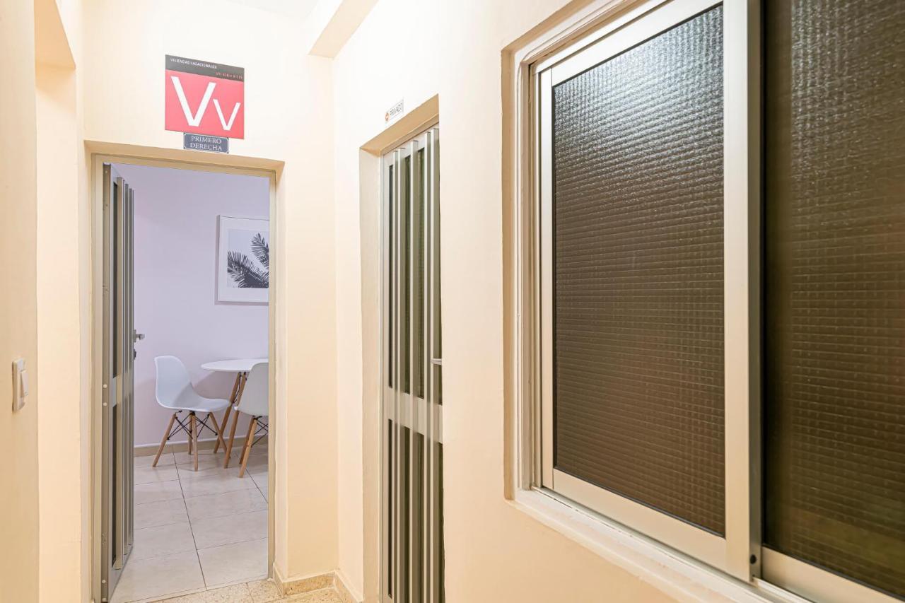 Apartamentos En El Centro De Los Cristianos Arona (Tenerife) Exterior photo