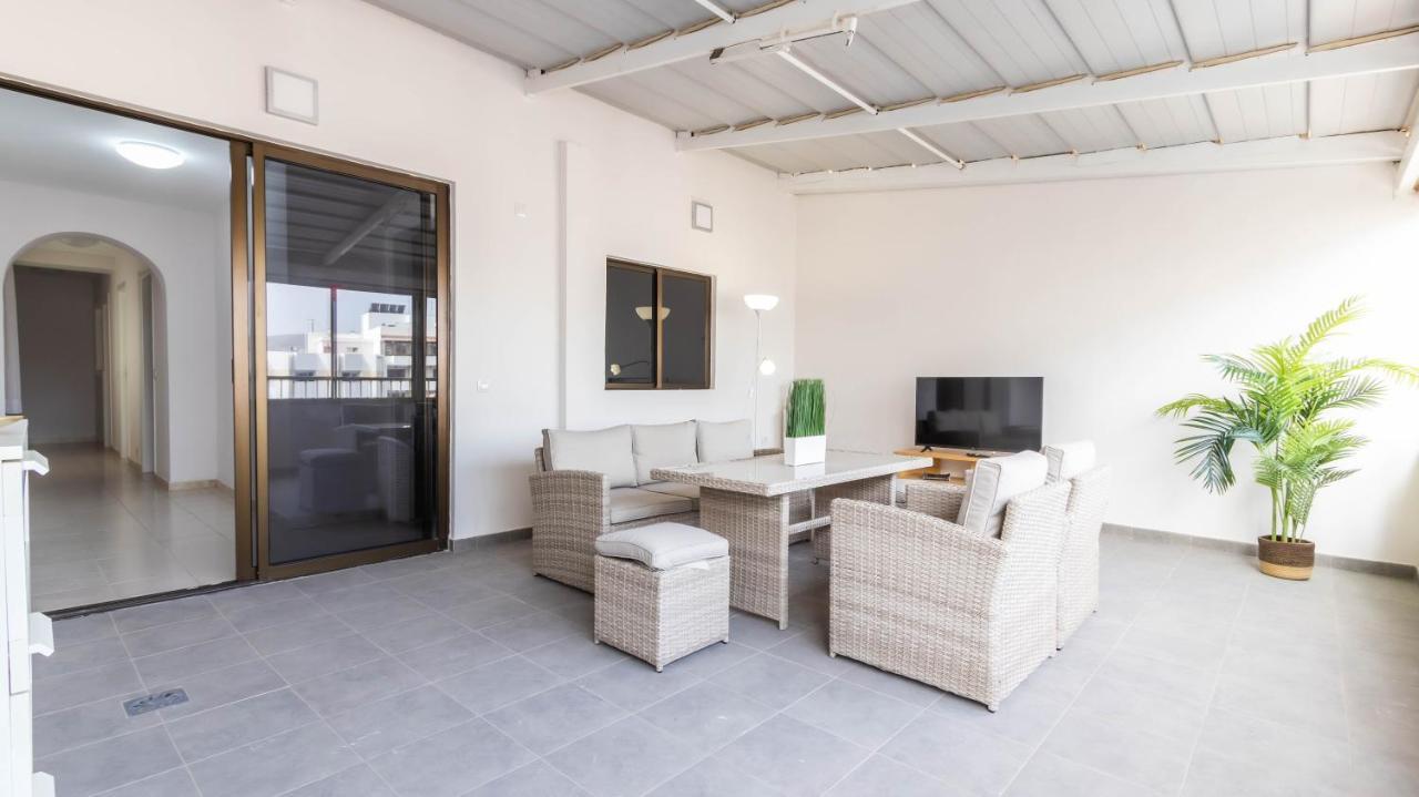 Apartamentos En El Centro De Los Cristianos Arona (Tenerife) Exterior photo