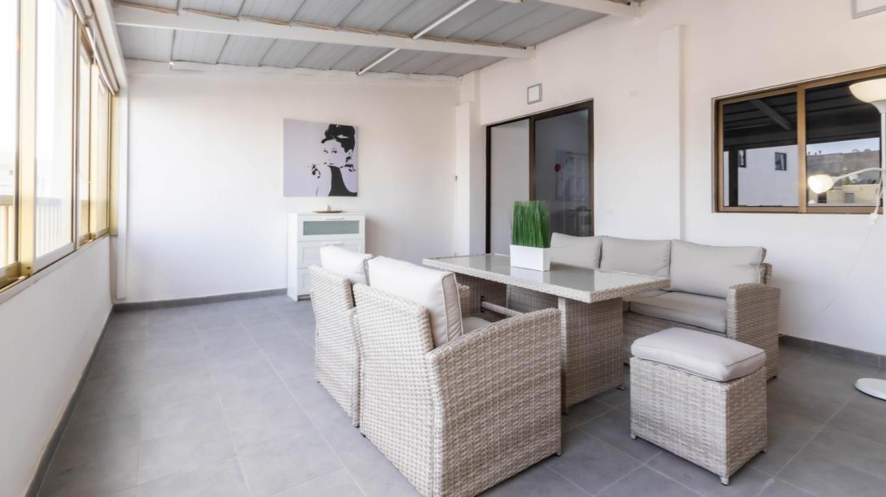 Apartamentos En El Centro De Los Cristianos Arona (Tenerife) Exterior photo