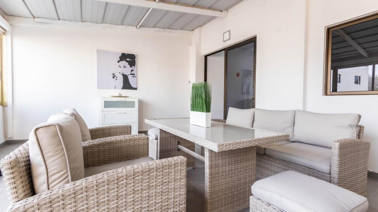 Apartamentos En El Centro De Los Cristianos Arona (Tenerife) Exterior photo